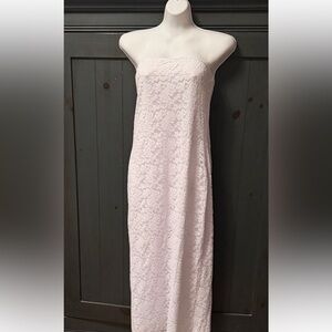 Elegant Strapless White Lace Maxi Dress